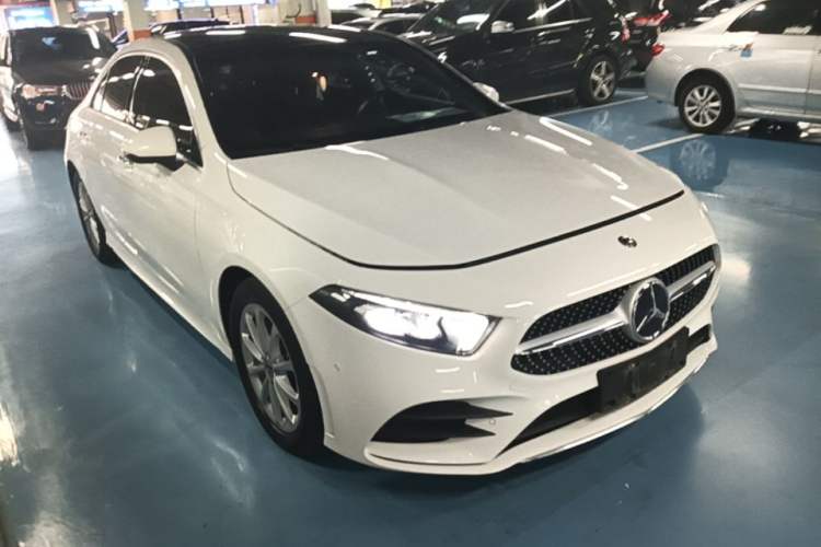 Used Mercedes-Benz A-Class 2020 Restyled A 200 L Sport Sedan Fashion Version Exterior 1