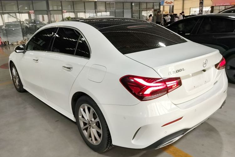 Used Mercedes-Benz A-Class 2020 Restyled A 200 L Sport Sedan Fashion Version Exterior 2