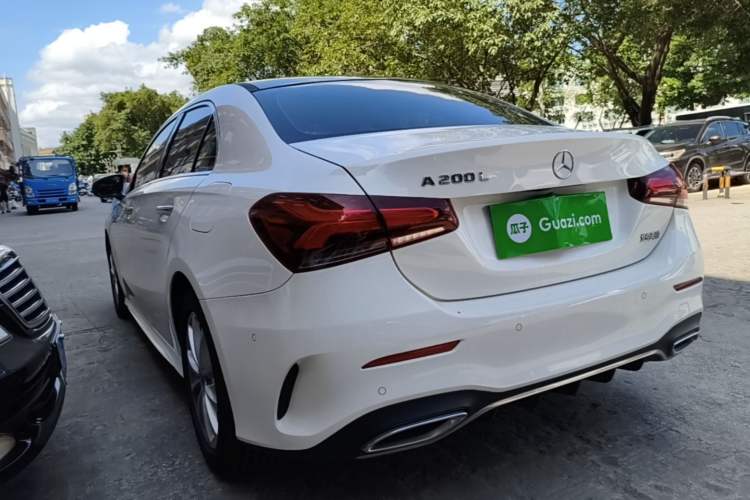 Used Mercedes-Benz A-Class 2020 Restyled A 200 L Sport Sedan Fashion Version Exterior 2