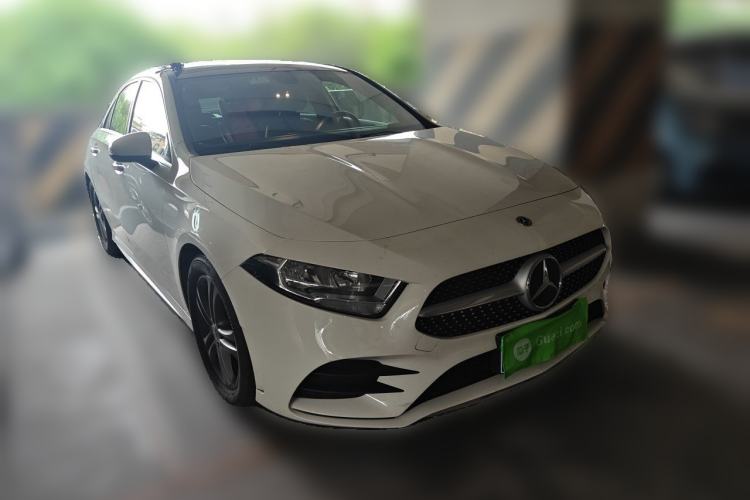 Used Mercedes-Benz A-Class 2020 Facelift A 180 L Sport Sedan Special Configuration Exterior 2