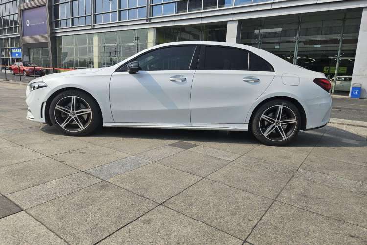 Used Mercedes-Benz A-Class 2020 A 220 L 4MATIC Sport Sedan Exterior 2