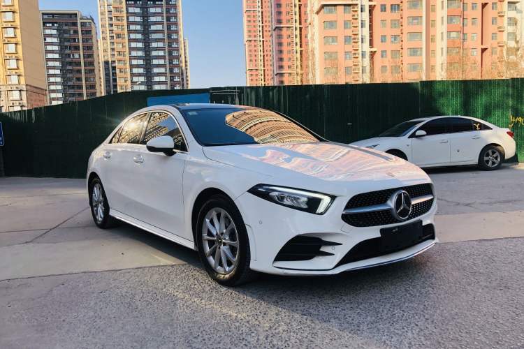 Used Mercedes-Benz A-Class 2020 Restyled A 200 L Sport Sedan Fashion Version Exterior 2