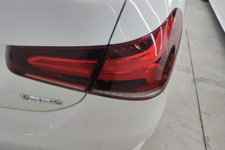 Used Mercedes-Benz A-Class 2020 Restyled A 200 L Sport Sedan Fashion Version Exterior 3