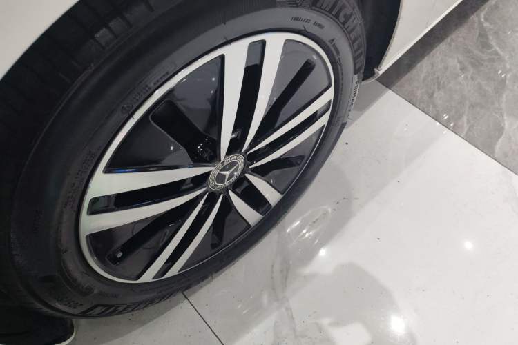 Used Mercedes-Benz A-Class 2020 A 180 L Exterior 4