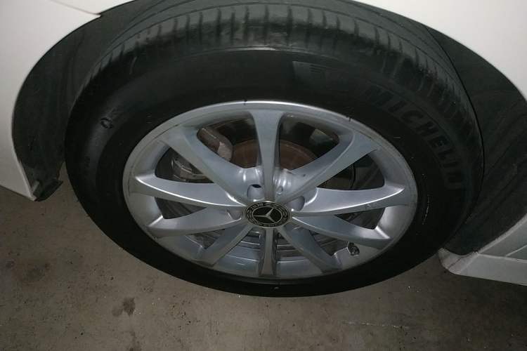 Used Mercedes-Benz A-Class 2020 Restyled A 200 L Sport Sedan Fashion Version Exterior 4