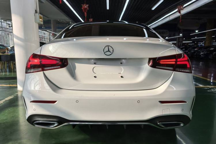 Used Mercedes-Benz A-Class 2020 Restyled A 200 L Sport Sedan Fashion Version Exterior 4