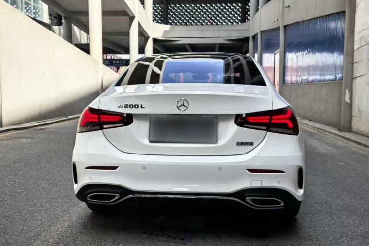 Used Mercedes-Benz A-Class 2020 Restyled A 200 L Sport Sedan Fashion Version Exterior 5