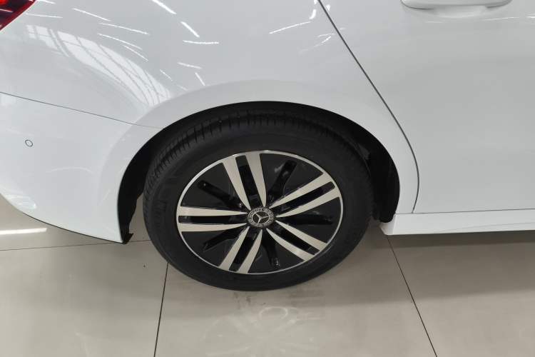 Used Mercedes-Benz A-Class 2020 A 180 L Sport Sedan Exterior 5