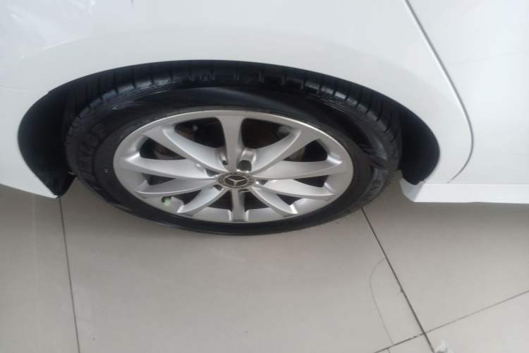 Used Mercedes-Benz A-Class 2020 Restyled A 200 L Sport Sedan Dynamic Version Exterior 5