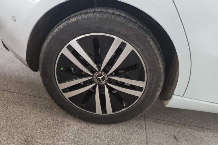 Used Mercedes-Benz A-Class 2020 A 180 Exterior 5