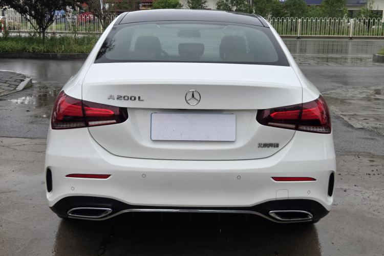 Used Mercedes-Benz A-Class 2020 Restyled A 200 L Sport Sedan Fashion Version Exterior 5
