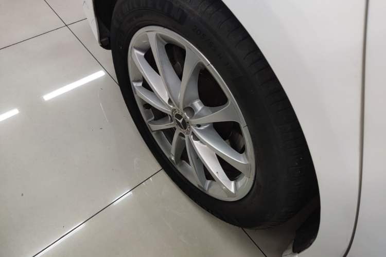 Used Mercedes-Benz A-Class 2020 Restyled A 200 L Sport Sedan Fashion Version Exterior 5
