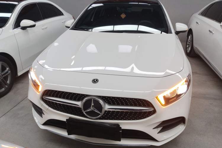 Used Mercedes-Benz A-Class 2020 Restyled A 200 L Sport Sedan Fashion Version Front