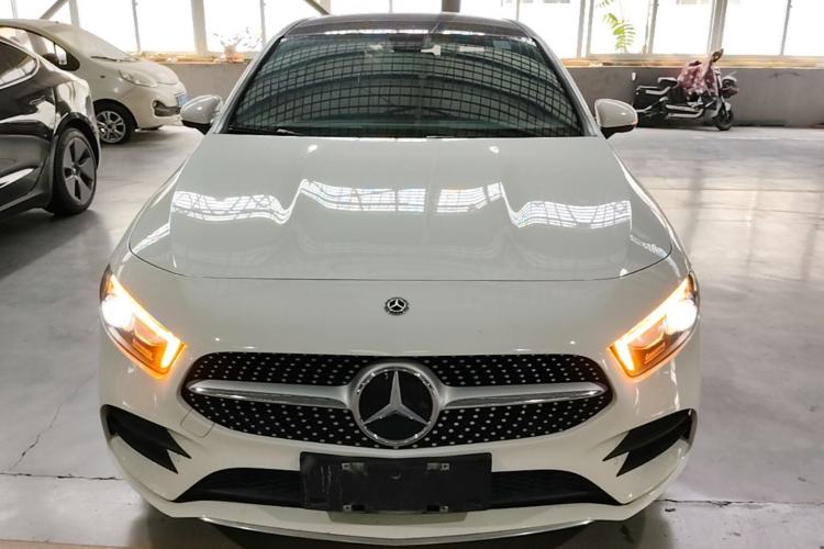 Used Mercedes-Benz A-Class 2020 Restyled A 200 L Sport Sedan Fashion Version Front