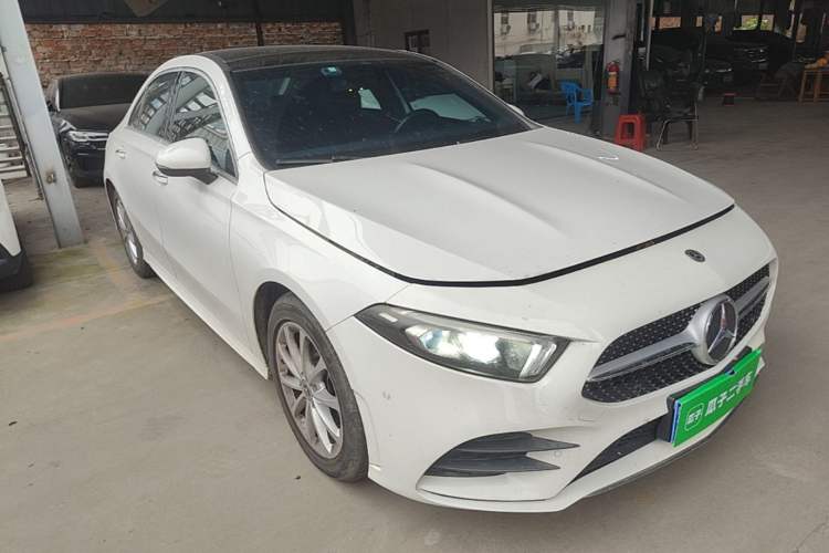 Used Mercedes-Benz A-Class 2020 Restyled A 200 L Sport Sedan Fashion Version Front Right 45 Deg
