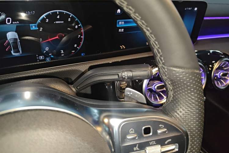 Used Mercedes-Benz A-Class 2020 Restyled A 200 L Sport Sedan Fashion Version Gear Lever