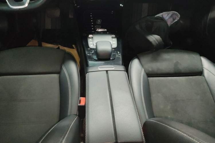 Used Mercedes-Benz A-Class 2020 Restyled A 200 L Sport Sedan Fashion Version Gear Lever