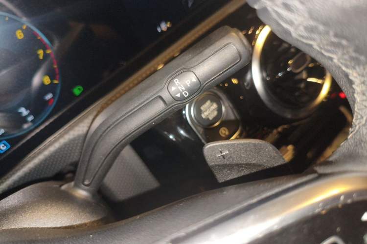 Used Mercedes-Benz A-Class 2020 Restyled A 200 L Sport Sedan Dynamic Version Gear Lever