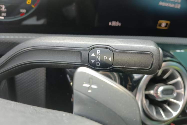 Used Mercedes-Benz A-Class 2020 Restyled A 200 L Sport Sedan Fashion Version Gear Lever