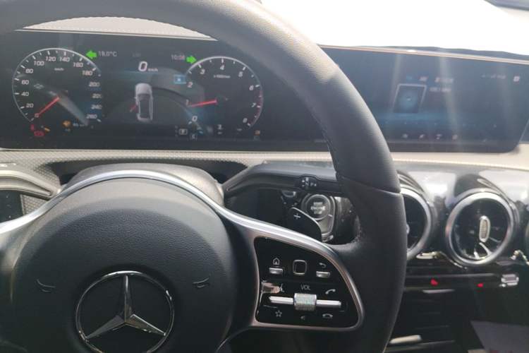 Used Mercedes-Benz A-Class 2020 Restyled A 200 L Sport Sedan Dynamic Version Gear Lever