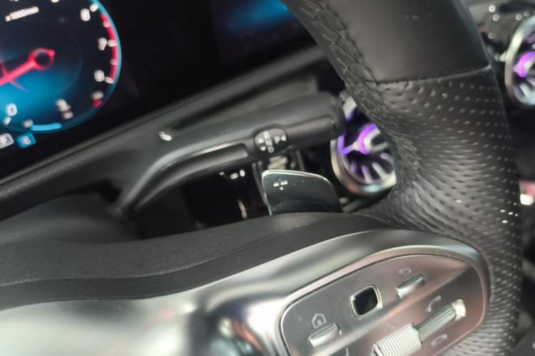 Used Mercedes-Benz A-Class 2020 Restyled A 200 L Sport Sedan Fashion Version Gear Lever
