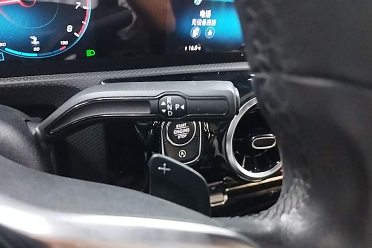 Used Mercedes-Benz A-Class 2020 Second Facelift A 180 L Sport Sedan Gear Lever