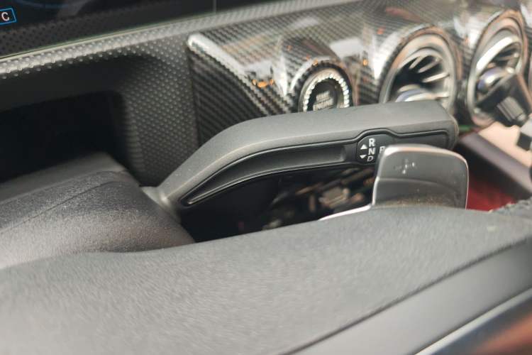 Used Mercedes-Benz A-Class 2020 Restyled A 200 L Sport Sedan Fashion Version Gear Lever