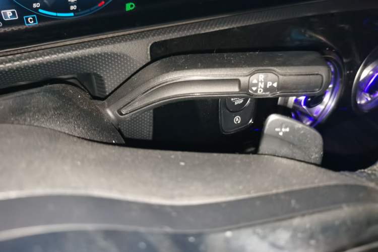 Used Mercedes-Benz A-Class 2020 Restyled A 200 L Sport Sedan Fashion Version Gear Lever