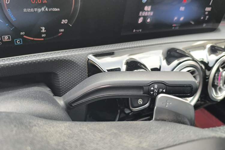 Used Mercedes-Benz A-Class 2020 Restyled A 200 L Sport Sedan Fashion Version Gear Lever