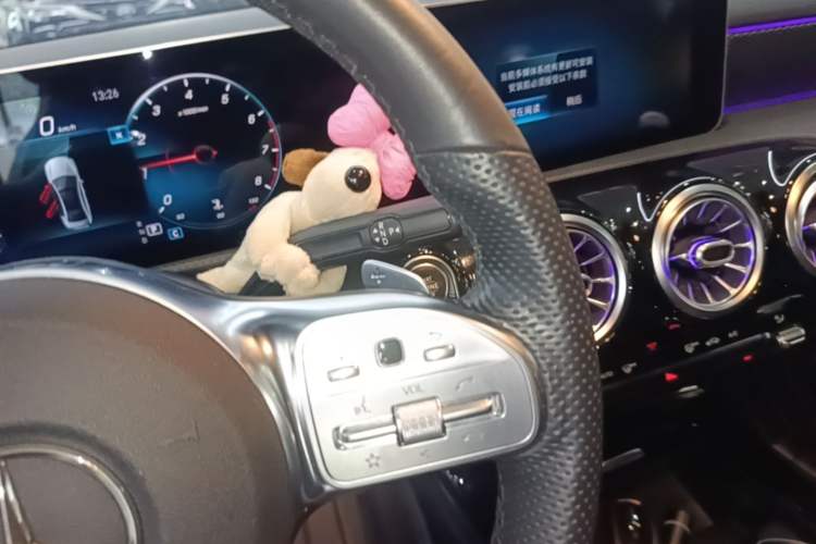 Used Mercedes-Benz A-Class 2020 Restyled A 200 L Sport Sedan Fashion Version Gear Lever