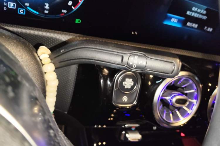 Used Mercedes-Benz A-Class 2020 Restyled A 200 L Sport Sedan Fashion Version Gear Lever