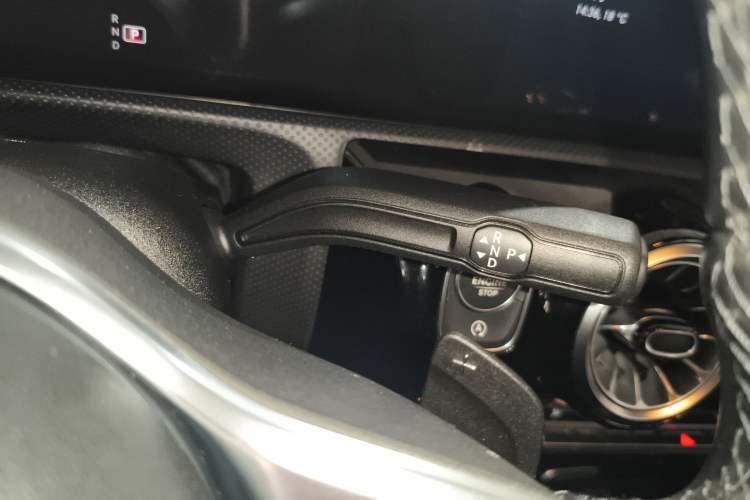 Used Mercedes-Benz A-Class 2020 A 180 Gear Lever