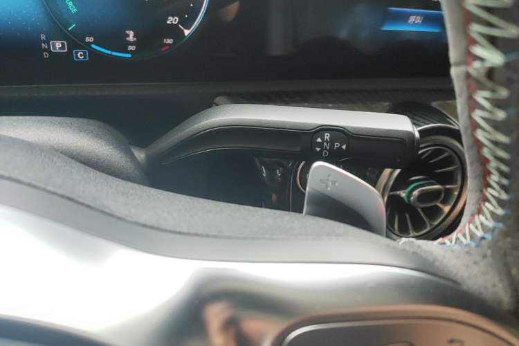 Used Mercedes-Benz A-Class 2020 Restyled A 200 L Sport Sedan Fashion Version Gear Lever