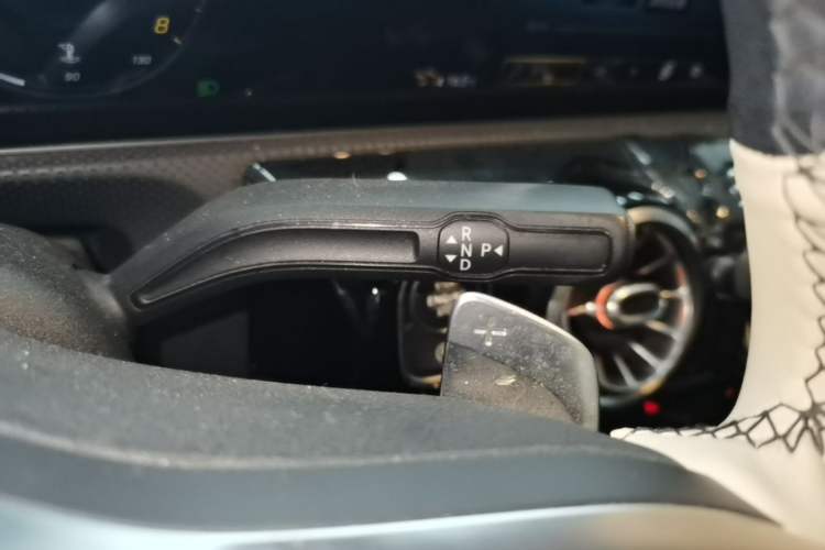 Used Mercedes-Benz A-Class 2020 A 200 L Sport Sedan Gear Lever