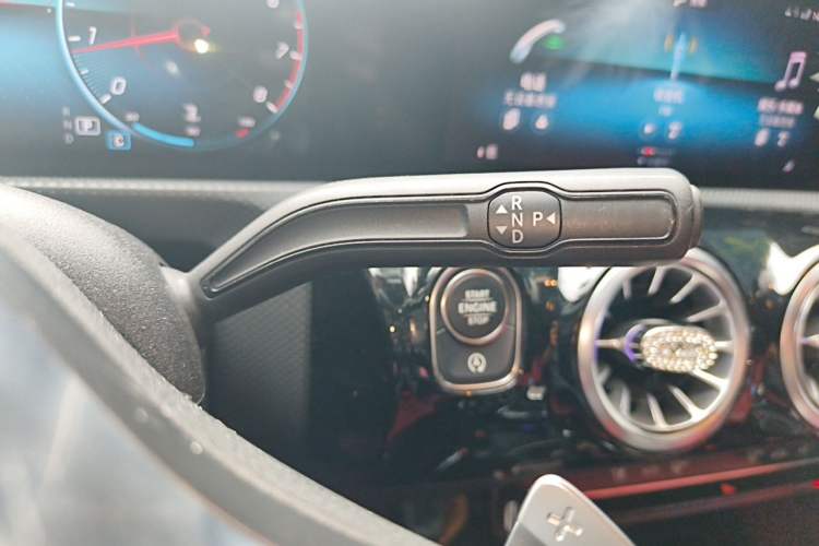 Used Mercedes-Benz A-Class 2020 Restyled A 200 L Sport Sedan Fashion Version Gear Lever