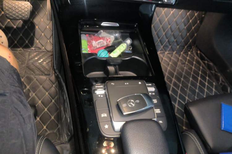 Used Mercedes-Benz A-Class 2020 A 180 Gear Lever