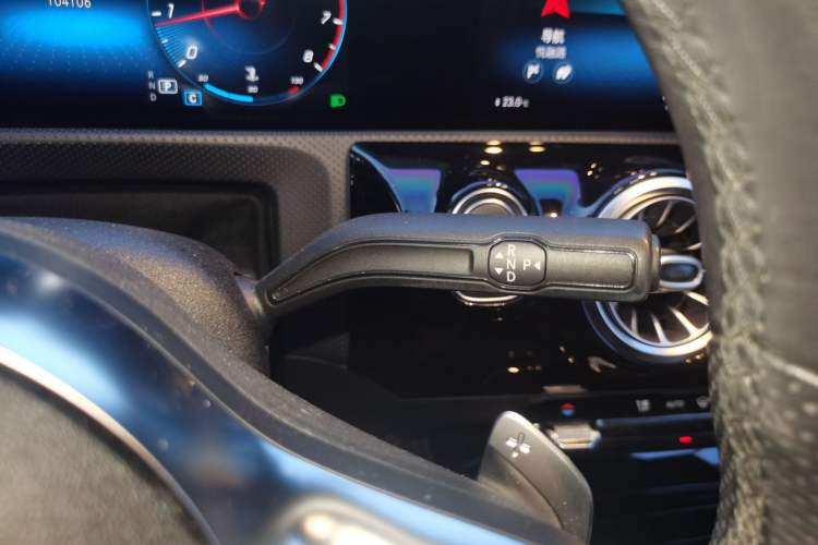Used Mercedes-Benz A-Class 2020 Restyled A 200 L Sport Sedan Fashion Version Gear Lever