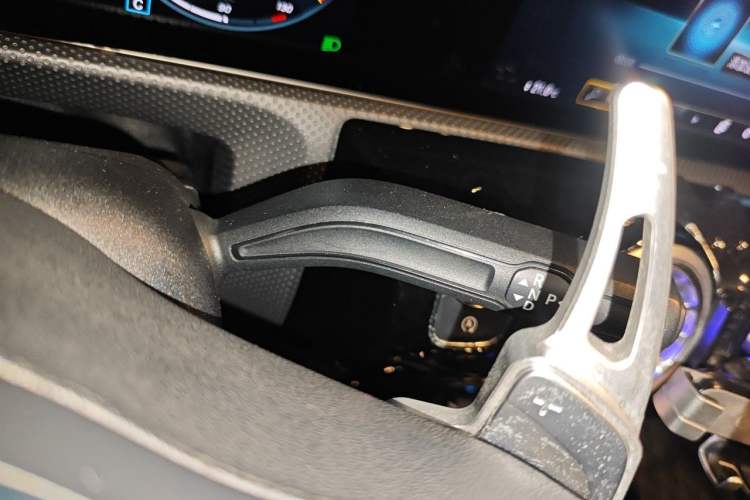 Used Mercedes-Benz A-Class 2020 A 200 L Sport Sedan Gear Lever