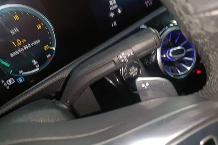 Used Mercedes-Benz A-Class 2020 Restyled A 200 L Sport Sedan Fashion Version Gear Lever