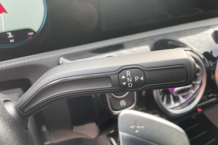 Used Mercedes-Benz A-Class 2020 Restyled A 200 L Sport Sedan Fashion Version Gear Lever