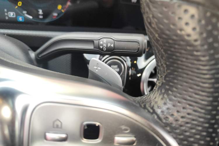 Used Mercedes-Benz A-Class 2020 Restyled A 200 L Sport Sedan Fashion Version Gear Lever