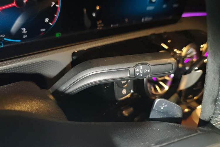 Used Mercedes-Benz A-Class 2020 Restyled A 200 L Sport Sedan Fashion Version Gear Lever