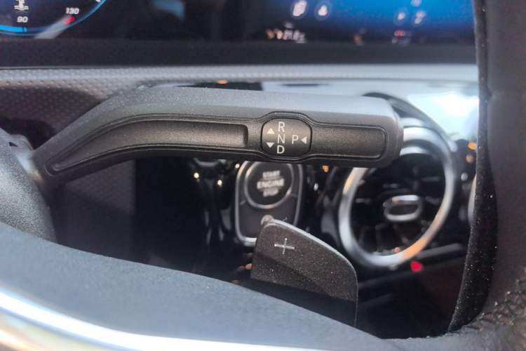 Used Mercedes-Benz A-Class 2020 Second Facelift A 180 L Sport Sedan Gear Lever