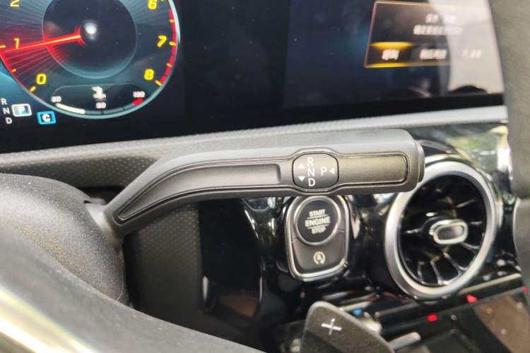 Used Mercedes-Benz A-Class 2020 Second Facelift A 180 L Sport Sedan Gear Lever