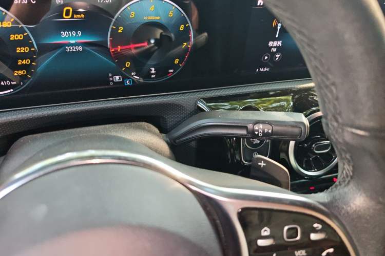 Used Mercedes-Benz A-Class 2020 Restyled A 200 L Sport Sedan Dynamic Version Gear Lever