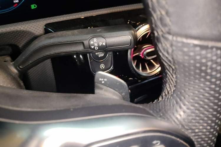 Used Mercedes-Benz A-Class 2020 Restyled A 200 L Sport Sedan Fashion Version Gear Lever