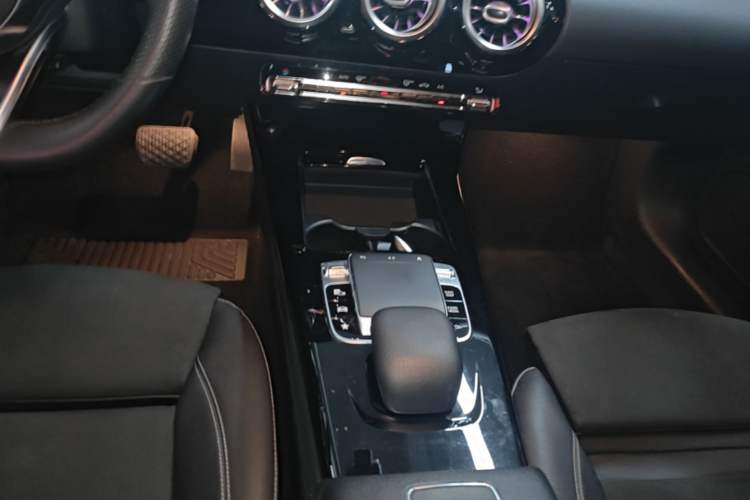 Used Mercedes-Benz A-Class 2020 A 200 L Sport Sedan Gear Lever
