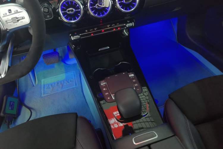 Used Mercedes-Benz A-Class 2020 Restyled A 200 L Sport Sedan Fashion Version Gear Lever
