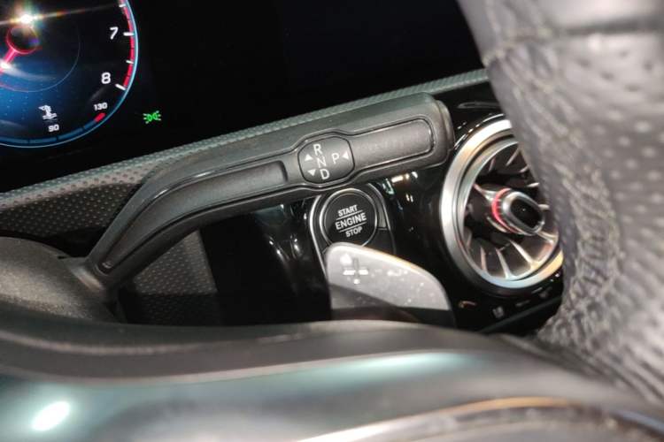 Used Mercedes-Benz A-Class 2020 Restyled A 200 L Sport Sedan Fashion Version Gear Lever