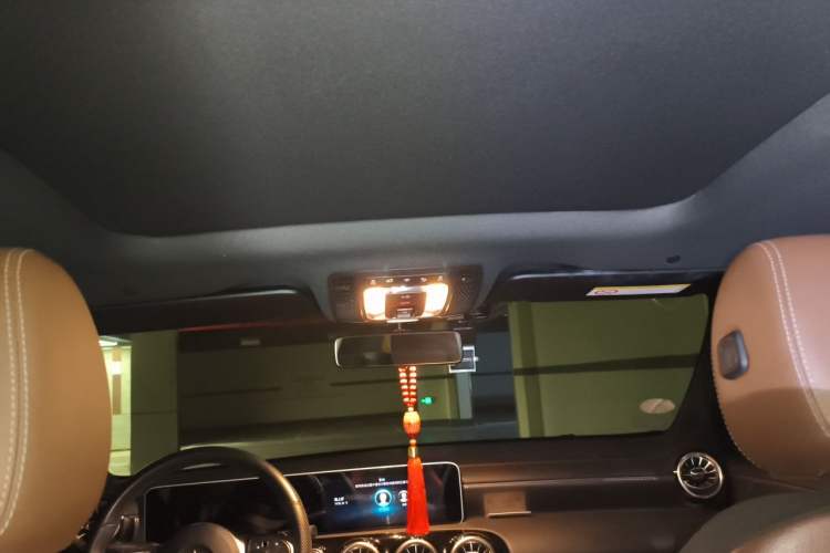 Used Mercedes-Benz A-Class 2020 Restyled A 200 L Sport Sedan Fashion Version Headliner
